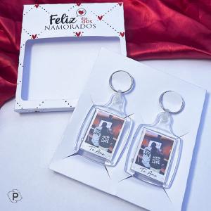 2 Chaveiros com Foto 3x4 Personalizada + Brinde (Caixa)  3x4 4x0 - Arte apenas frente   